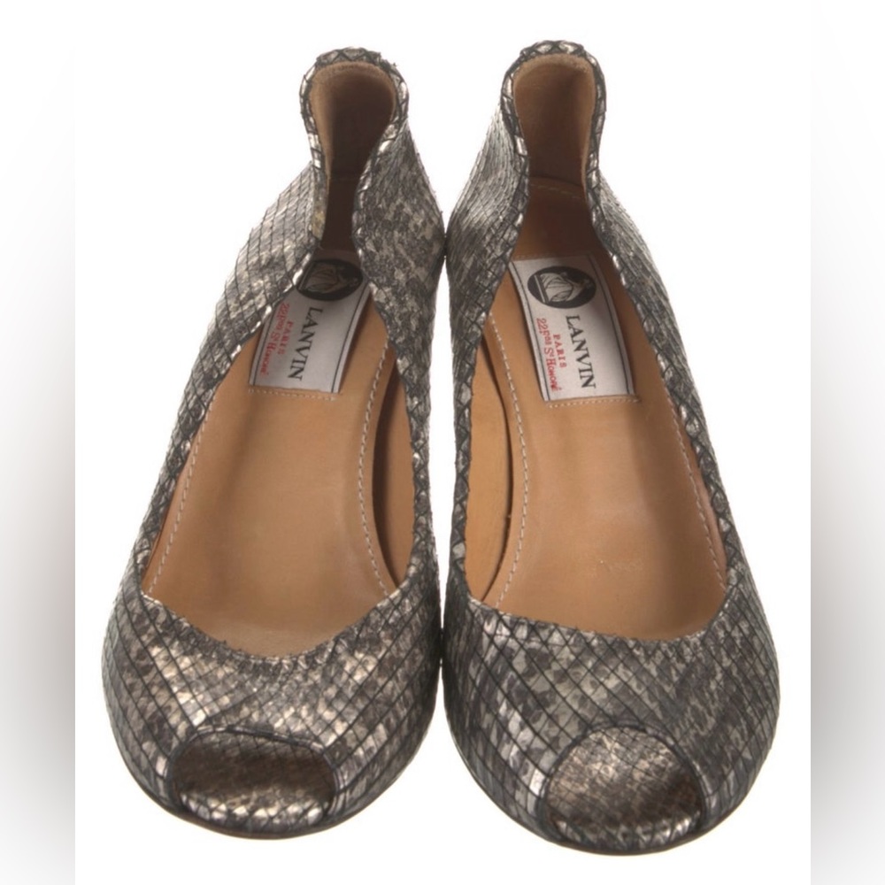 Lanvin vintage gray leather animal print open toed pump, size 6.5